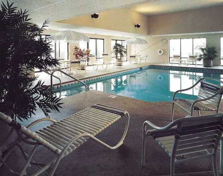 Hampton 3*
